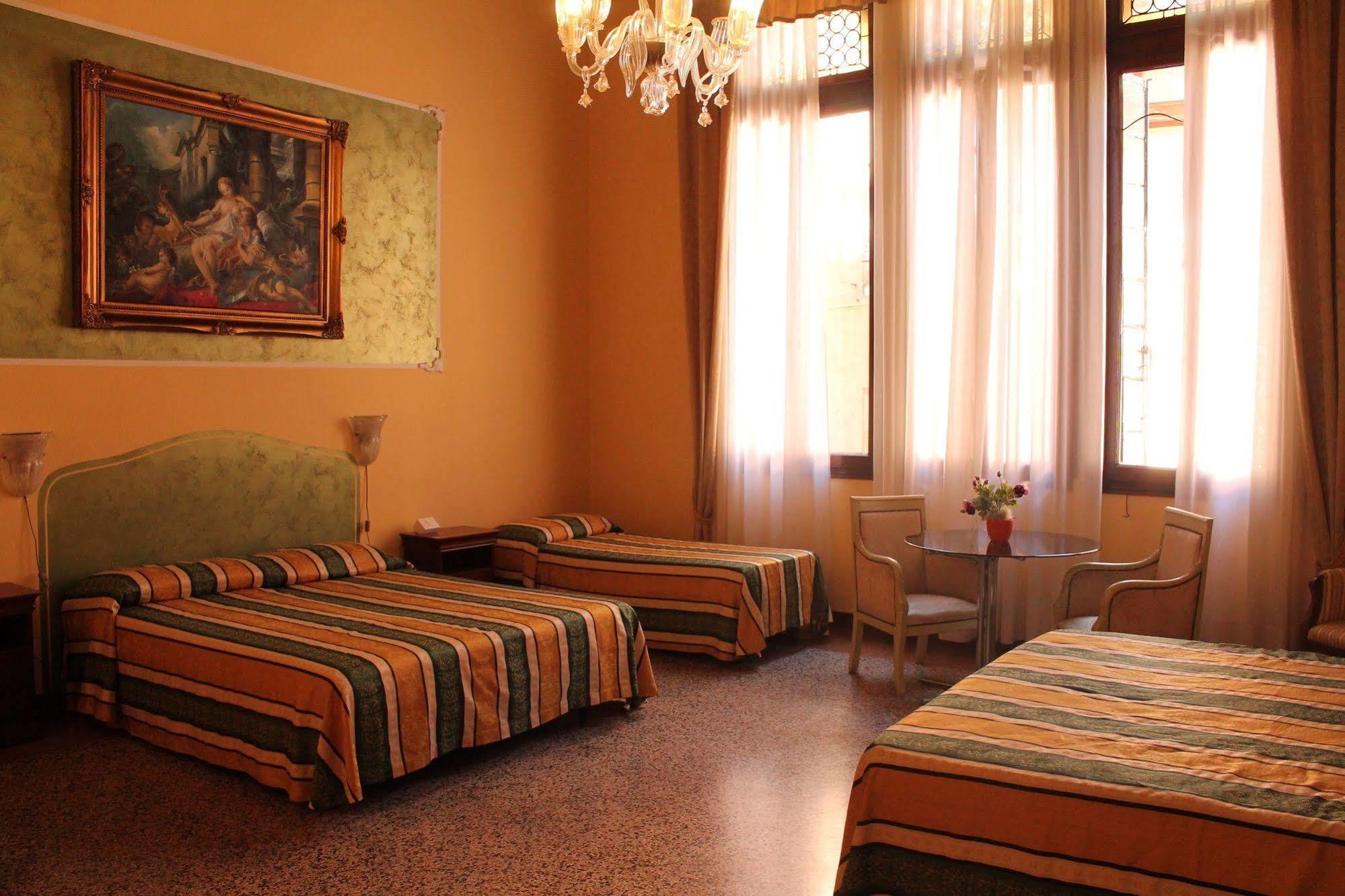 Lion Morosini Palace Hotel Venecia