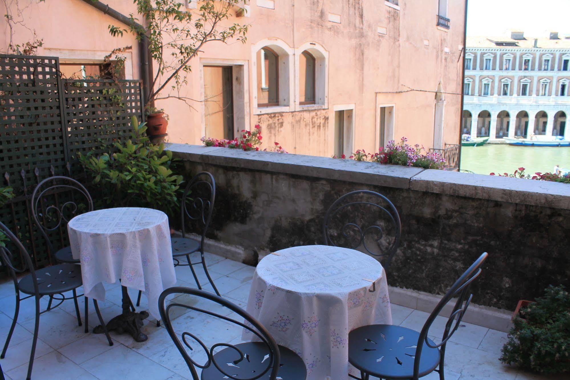 Hotel Lion Morosini Palace